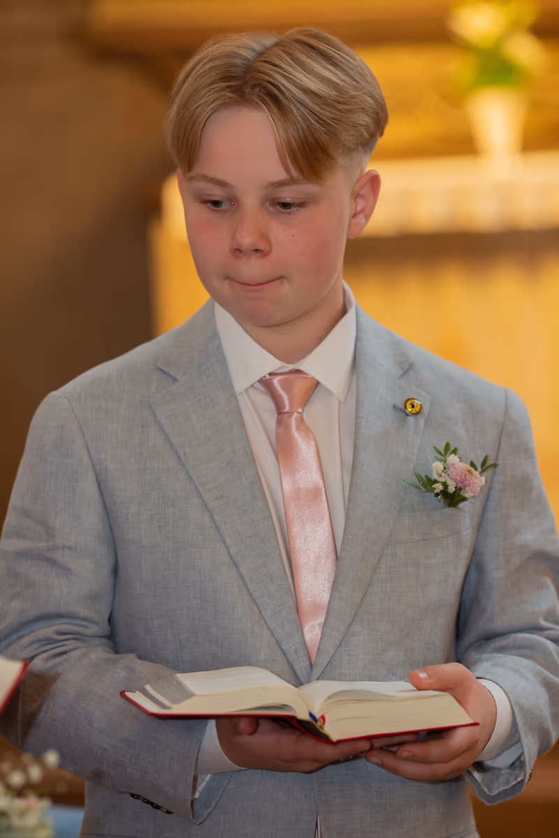 Verkligt bröllopsfoto från Gladdags portfolio för Hur lång tid tar bröllopsfotografering?